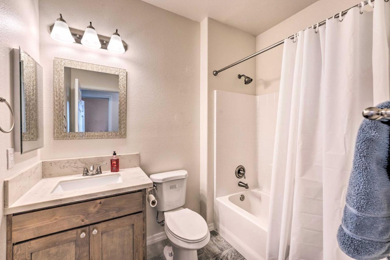 Pet-Friendly Retreat - 1 Block To Colorado River! بولهيد سيتي المظهر الخارجي الصورة